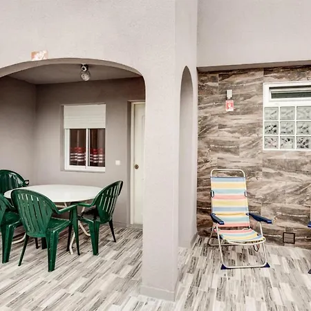 Дом отдыха Gorgeous In With Kitchen *